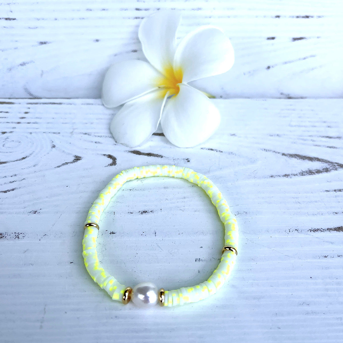 Yellow Swirl Heishi Bead & Pearl Bracelet