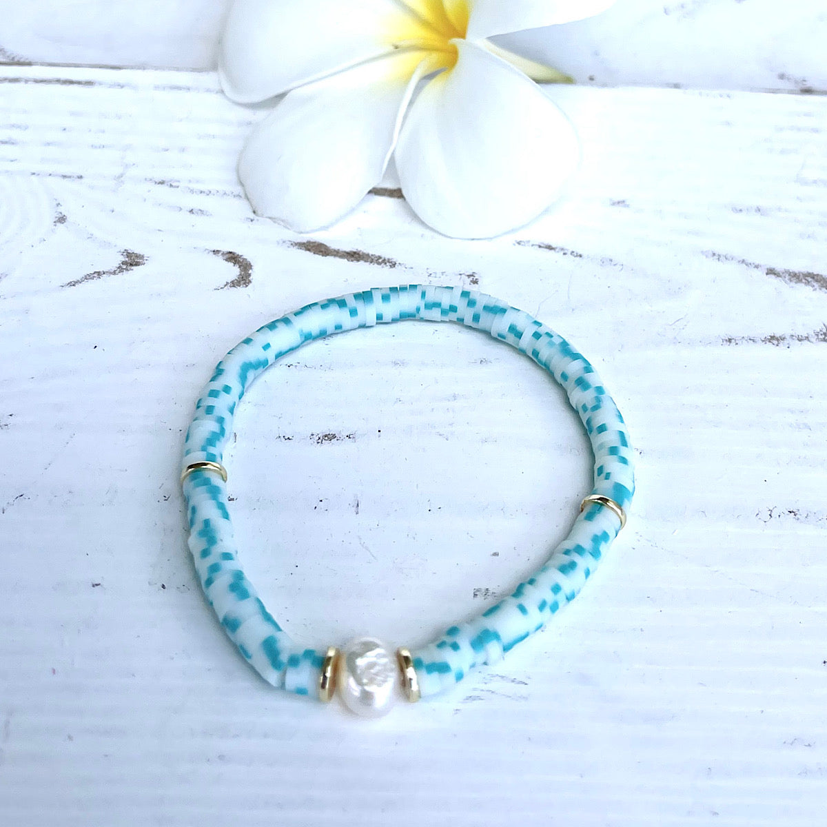 Aqua Swirl Heishi Bead & Pearl Bracelet