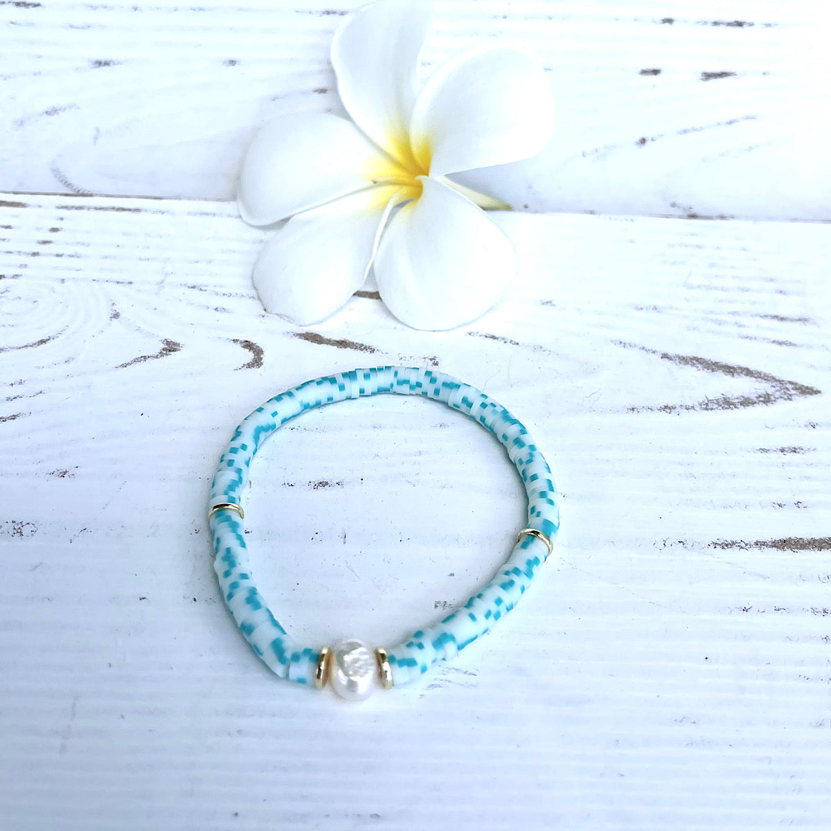 Aqua Swirl Heishi Bead & Pearl Bracelet